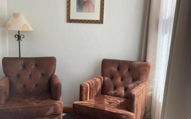 Canyon Rose Suites
