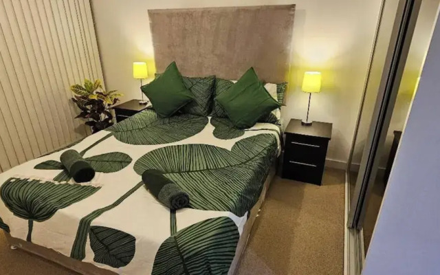 Amazing Flat With City View Near Stratford Station