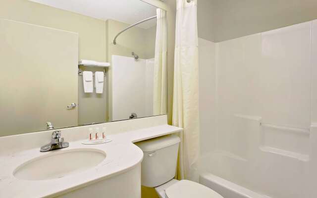 Microtel Inn & Suites by Wyndham Thomasville/High Point/Lexi