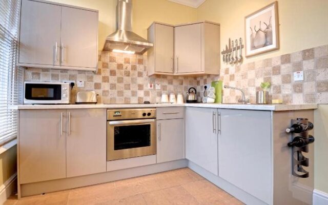 Chiltern Guest House