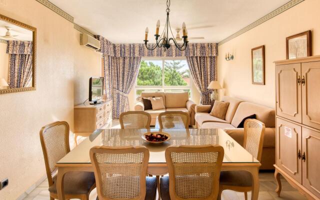 Macdonald Dona Lola Resort