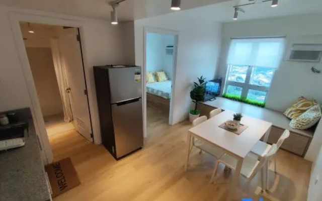 Oak Apartment @ The Rochester Bridgeview Tower