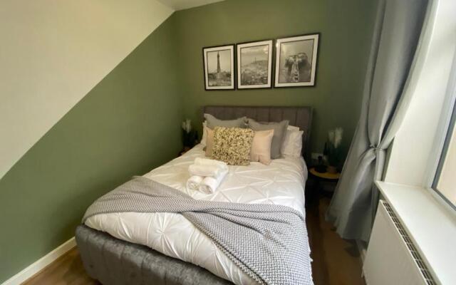 Blackpool Abode - Vance Road Star House