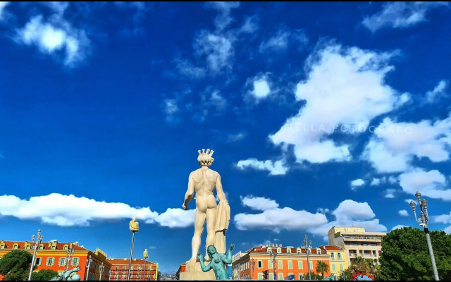 Le Petit Trianon et Le Charme des Suites