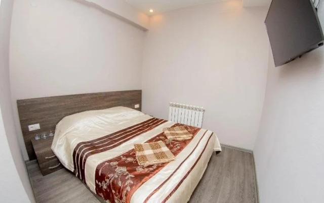 Харатс Отель