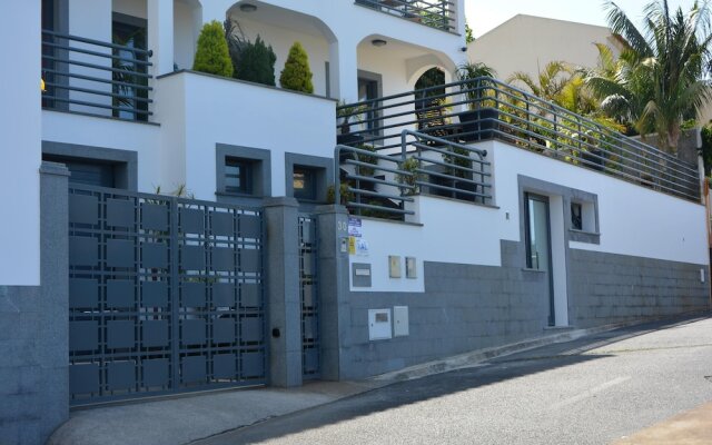 Apartment With one Bedroom in Funchal, With Wonderful sea View and Wifi - 10 km From the Beach