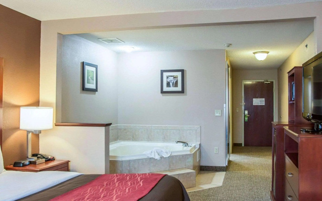 Comfort Inn & Suites Lawrenceburg