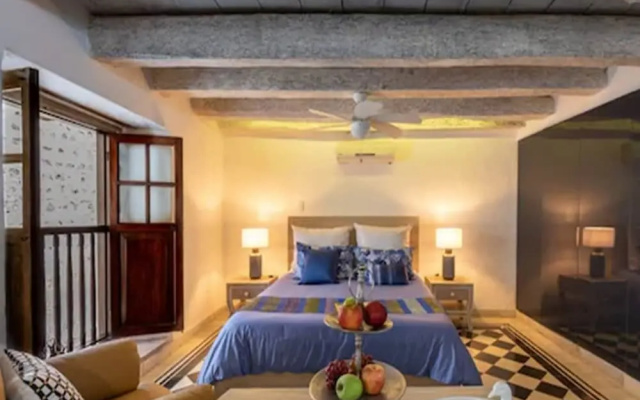 Elegant 1 Bedroom Near San Pedro Church