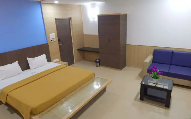 Hotel Aadhi