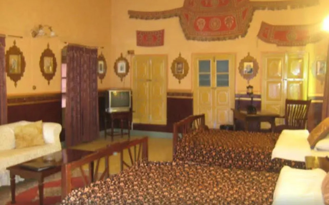 Hotel Bhairon Vilas