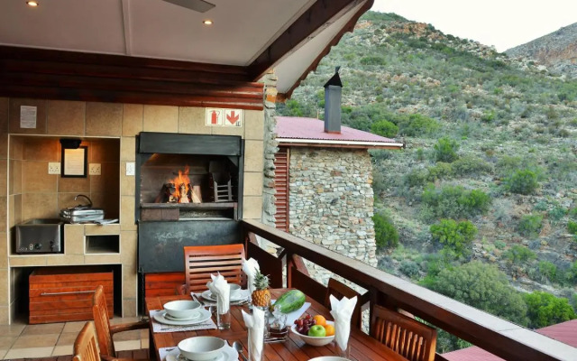 Avalon Springs