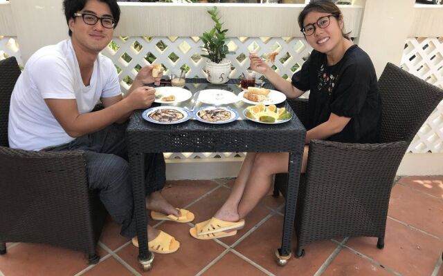 HT Riverside Homestay