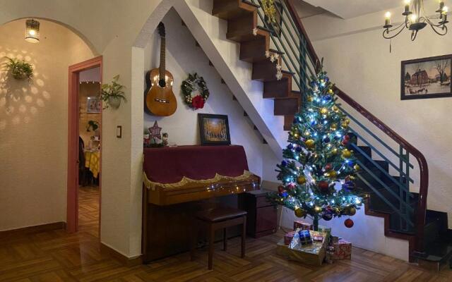 Nhà Tím Homestay