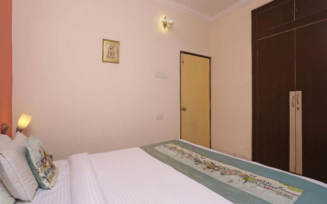 OYO Flagship 172 Forum Mall