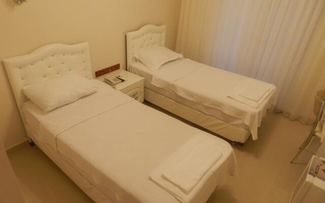Cunda Demir Hotel