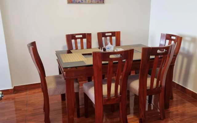 Apart Hotel Cabral a 5 minutos del Jockey Plaza