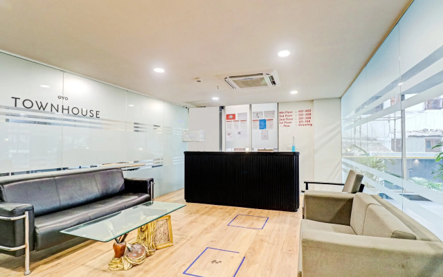 Townhouse Sector 30 Near Botanic Garden of Indian Republic