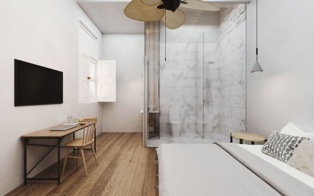 VEINTIUNO Emblematic Hotels - Adults Only