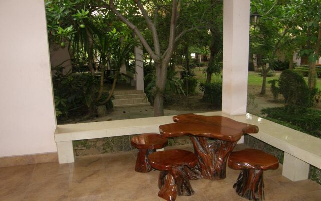 Ton Taan Resort Muang