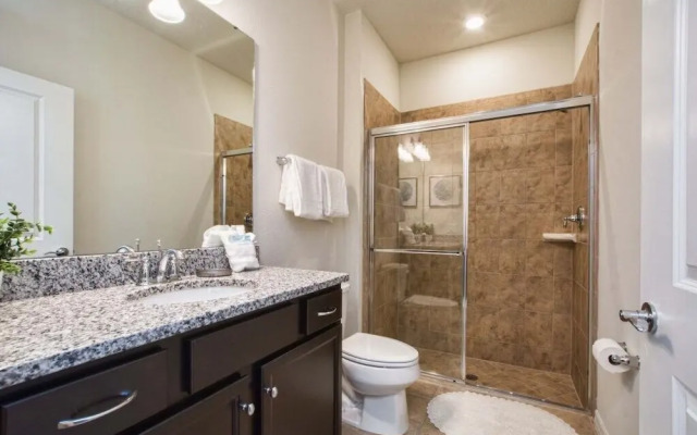 Solterra - 5 Bedrooms Townhome w/Spashpool-7041SR