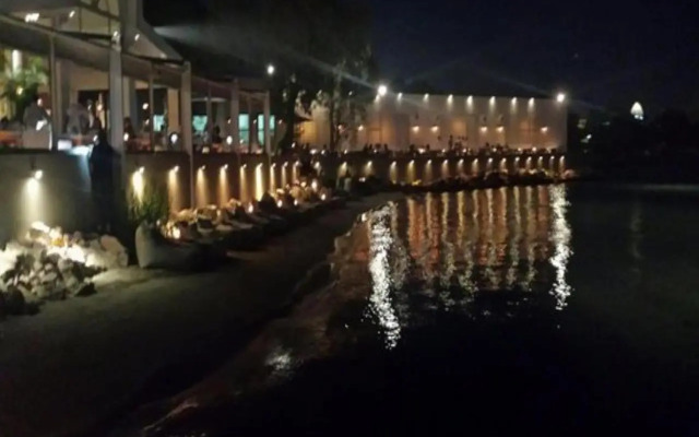 Glyfada Seabreeze Apartment