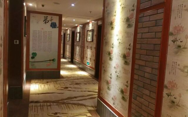 Yiwu Baide Theme Hotel