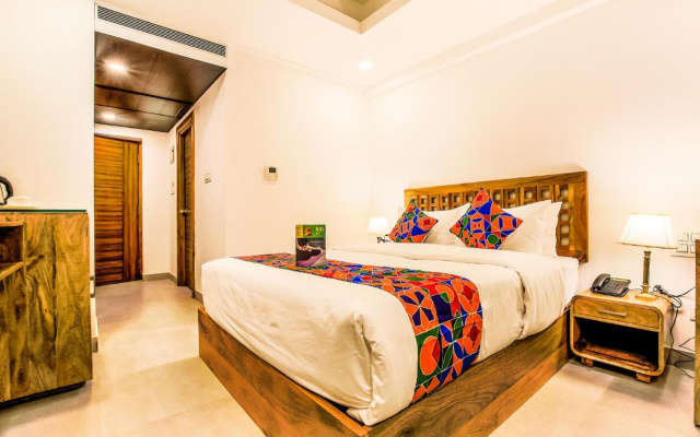 FabHotel Casa Kiara With Pool Side Bar, Calangute