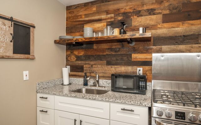 Monmouth Loft 3