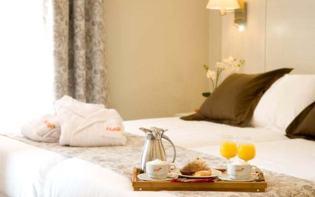 Ona Palmira Paguera Hotel