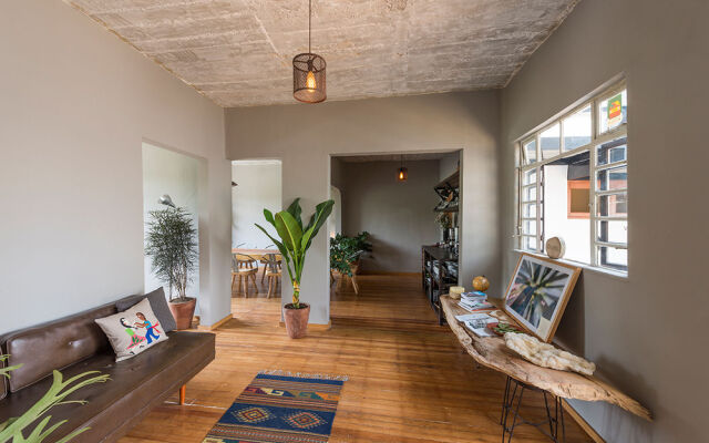 Chaya B & B Boutique