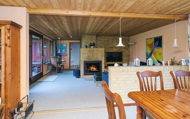 6 Person Holiday Home in Store Fuglede-by Traum