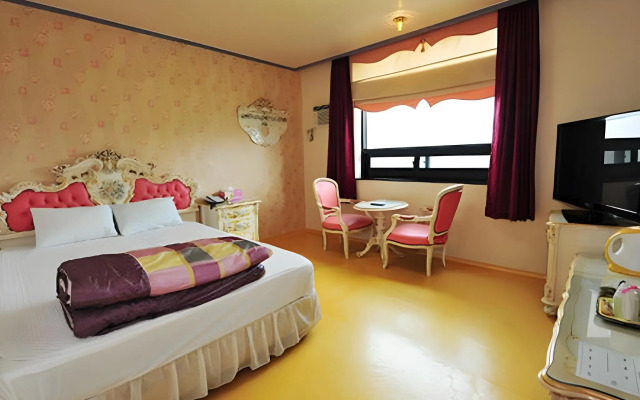 Carlsbed Motel