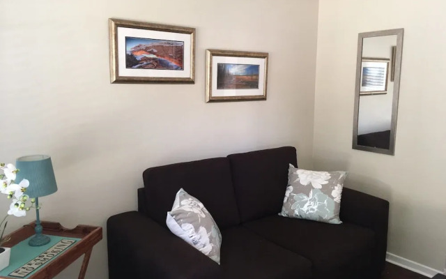 Madison House & Cottages