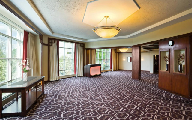 Sheraton Boston Needham Hotel