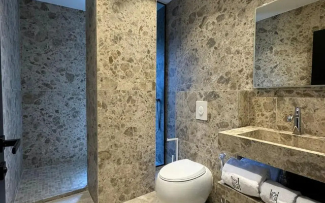 Hotel Consul