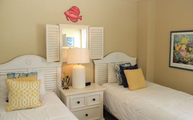 Whaler 4D by RedAwning