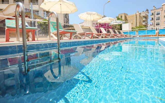 Hotel Delta Altinkum