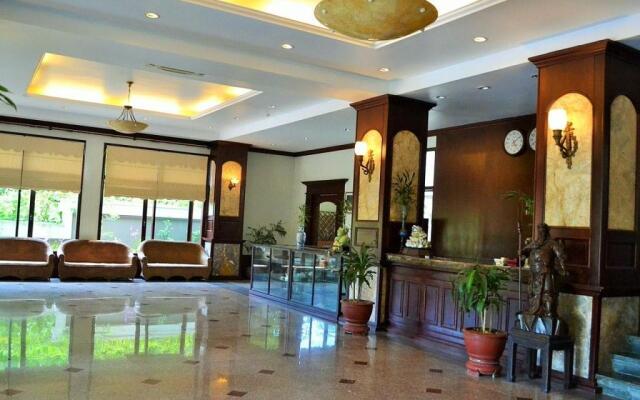 Hoa Binh Ha Long Hotel