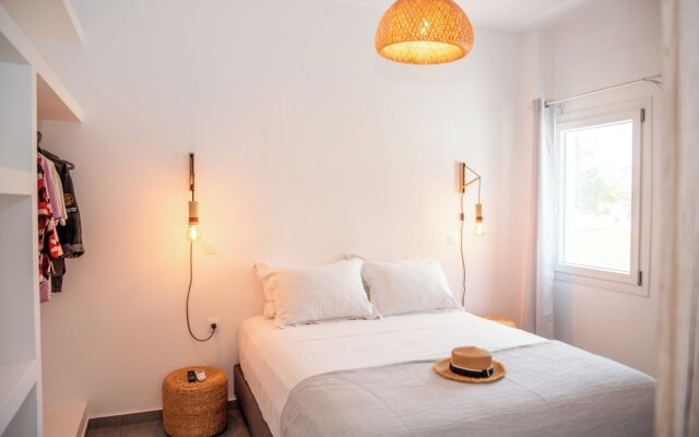 White Cave Villas Residence
