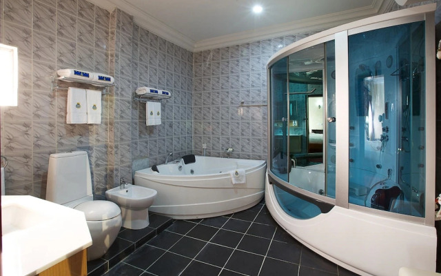 Aridolf Resort Wellness Centre & Spa