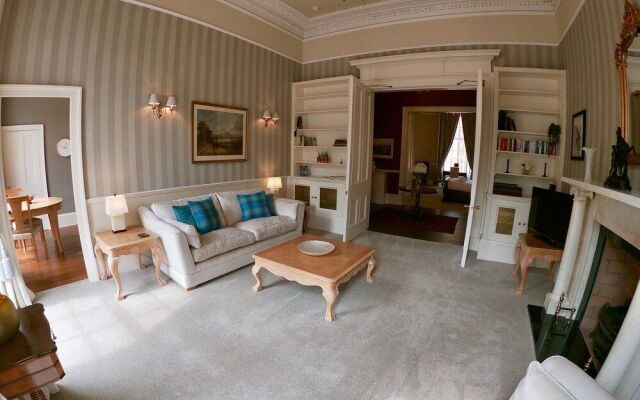 Escape To Edinburgh @ Albyn Place