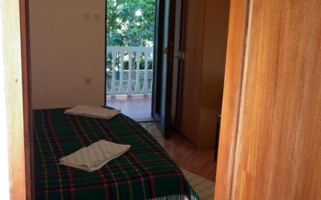 Tonia - Great Location & Afordable - SA2