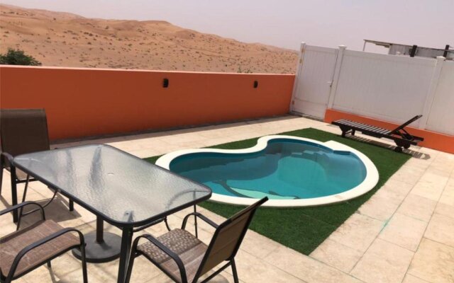 Desert Inn Resort and Camp