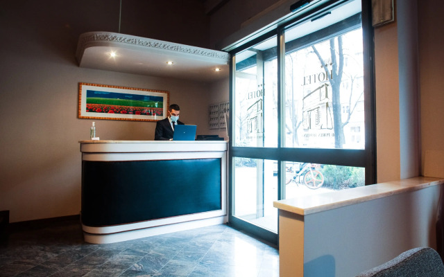 Hotel Porta Romana