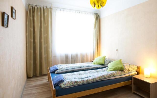 Park Apartment