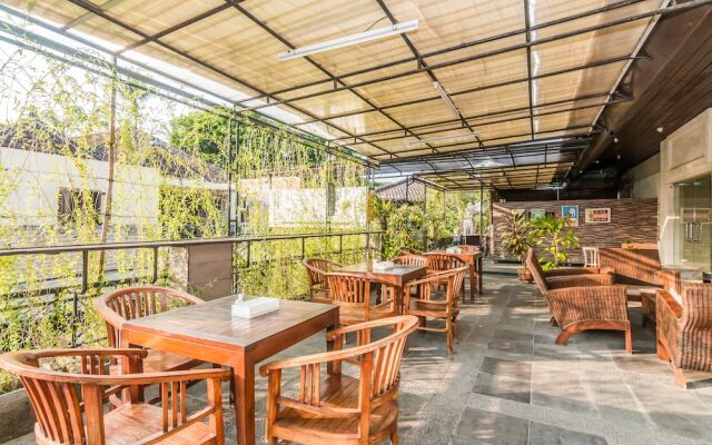 ZEN Rooms Basic Kuta Centre Kartika Plaza