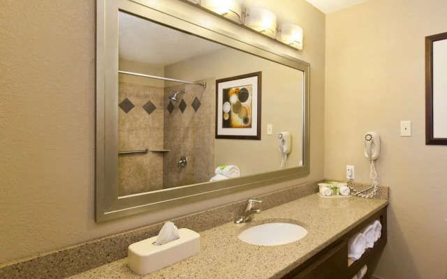 Holiday Inn Express Onalaska