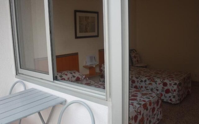 Hostal Torre Mar