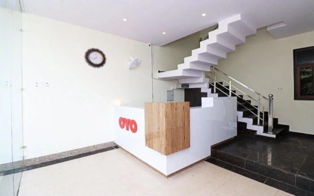 Genisis Inn By OYO Rooms