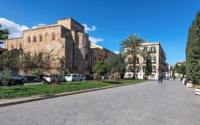 Vista sulle Absidi della Magione